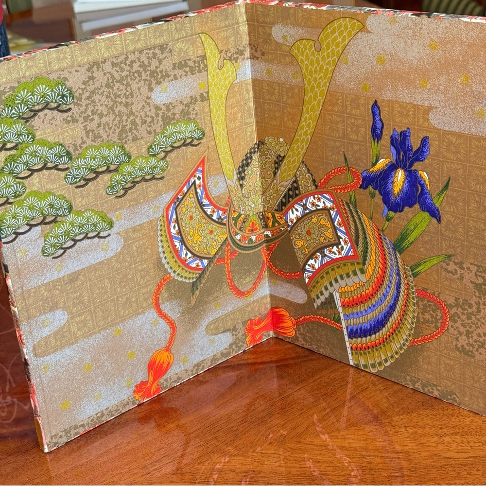 Decorative Japanese foldable print or table screen Colorful Design